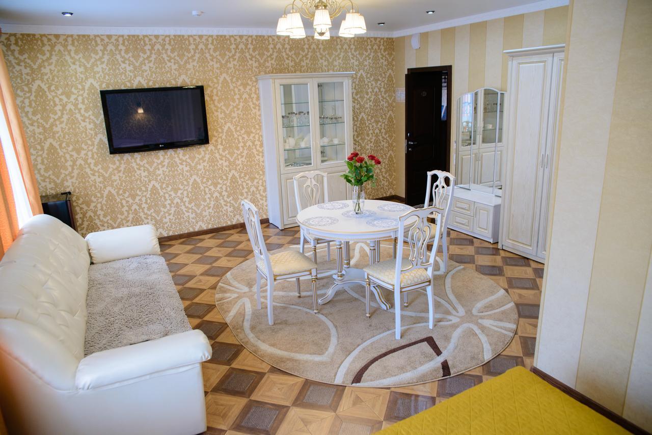 Hotel Hizhina Petropavlovsk Buitenkant foto